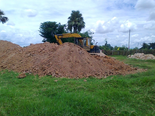 ขาย..รถขุด KOMATSU PC60-3 รถสวย พร้อมใช้งาน