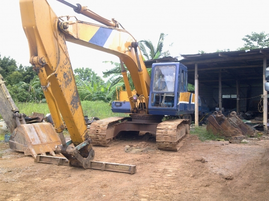 รถแมคโคร Kobelco Mark2
