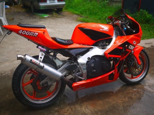 ขาย CBR92 ตัวคาร์บูร์ไฟฟ้าพร้อมทะเบียนแท้777 แฟริ่ง CBR1000 2008 ชุดสีใหม่กริ๊ป ท่อสูตรโยชิมูระ รถขี่มันมากๆ ราคา 97000 จัดไฟแนนท์ได้ 0803355484 by 400 Club Thailand www.400clubthailand.com