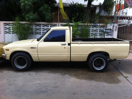 ขาย กระบะโตโยต้าLN30 4ขอ ถูกๆๆจร้าๆๆ 5หมื่น นิดๆเเก้สลงเล่มเเล้ว