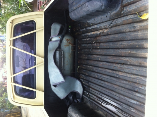 ขาย กระบะโตโยต้าLN30 4ขอ ถูกๆๆจร้าๆๆ 5หมื่น นิดๆเเก้สลงเล่มเเล้ว