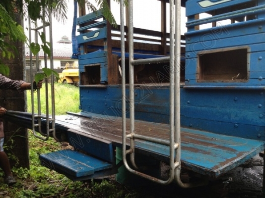 กระบะสองแถว สำหรับใส่รถโดยสารรูปทรงแบบสองแถวอันดามัน