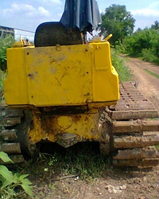 Komatsu D20P-5 ปรับ 6 ทิศทาง ช่วงล่างเต็ม