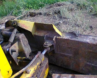 Komatsu D20P-5 ปรับ 6 ทิศทาง ช่วงล่างเต็ม