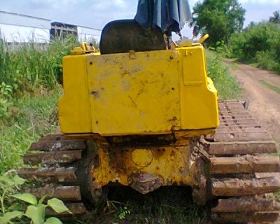 Komatsu D20P-5 ปรับ 6 ทิศทาง ช่วงล่างเต็ม