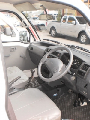 2011 DAIHATSU HIJET S200V