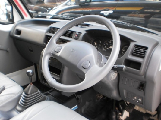 DAIHATSU HIJET S200V เกียร์ธรรมดา 2011 DAIHATSU HIJET S200V เกียร์ธรรมดา 2011