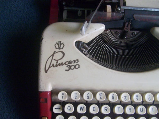 เครื่องพิมพ์ดีดเยอรมัน