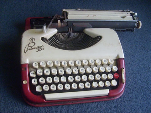 เครื่องพิมพ์ดีดเยอรมัน