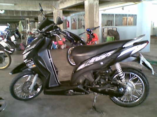 ขาย honda คลิก ปี50 สีดำ สภาพเดิมๆ ชุดสีสวย ล้อเดิม เครืองดี ทะเบียนเต็ม