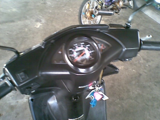 ขาย honda คลิก ปี50 สีดำ สภาพเดิมๆ ชุดสีสวย ล้อเดิม เครืองดี ทะเบียนเต็ม