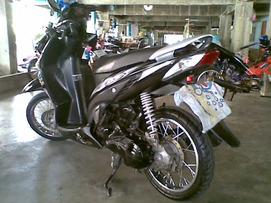 ขาย honda คลิก ปี50 สีดำ สภาพเดิมๆ ชุดสีสวย ล้อเดิม เครืองดี ทะเบียนเต็ม