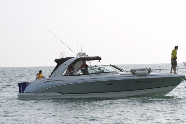 เรือยอร์ชFORMULA