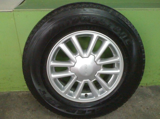 แม็กข์พร้อมยาง 4 วงศ์ ขอบ 16 ใหม่ ๆ