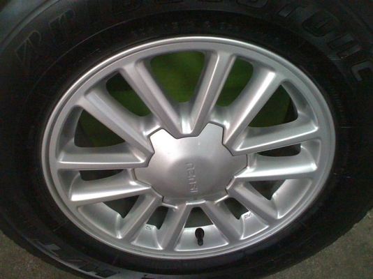 แม็กข์พร้อมยาง 4 วงศ์ ขอบ 16 ใหม่ ๆ