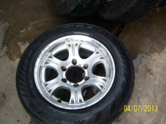 ขายแม็กขอบ 15x7.5   6รู  1ชุด