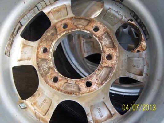 ขายแม็กขอบ 15x7.5   6รู  1ชุด