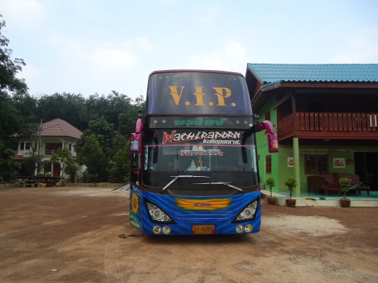 ขายบัส 8ล้อ มือ 2 สภาพดี