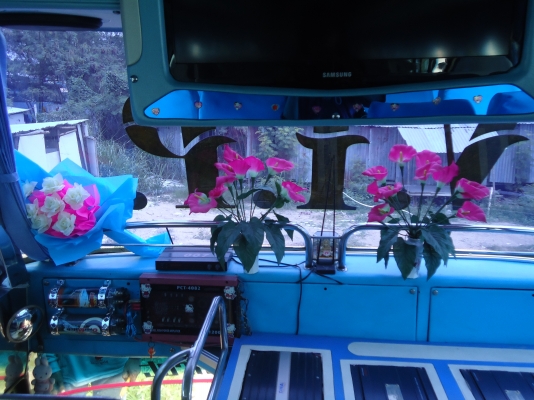 ขายบัส 8ล้อ มือ 2 สภาพดี