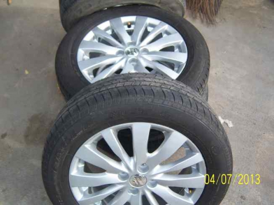 ขายแม็ก 16  SUZUKI Swiff  พร้อมยาง ปี 11  1ชุด