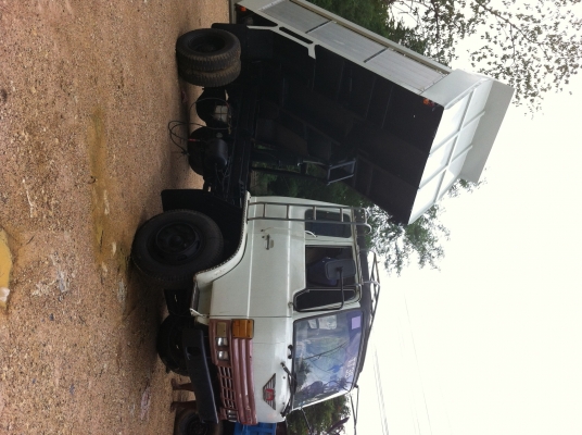 KL 300 กระบะมิเนียม