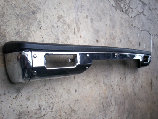 ขายกันชนหน้านิสสันเทอร์ราโน่ ชุบโครเมียม1,500บาท