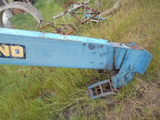 ขายเครน 3 ตันสภาพดีใช้งานทุกวัน  เพราะเอารถไปต่อดั้มเลยต้องการขายถูกๆๆ