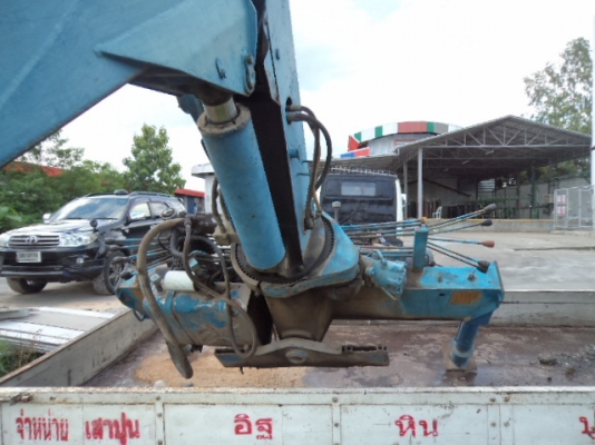 ขายเครน 3 ตันสภาพดีใช้งานทุกวัน  เพราะเอารถไปต่อดั้มเลยต้องการขายถูกๆๆ