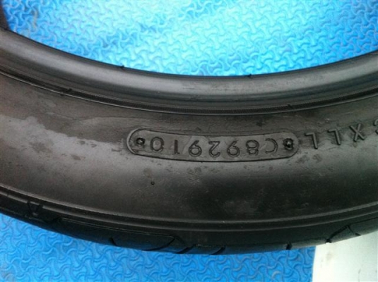 ขายยาง 235/40/18 nitto invo ปี 10 คู่ละ 3500