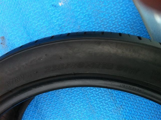 ขายยาง 235/40/18 nitto invo ปี 10 คู่ละ 3500