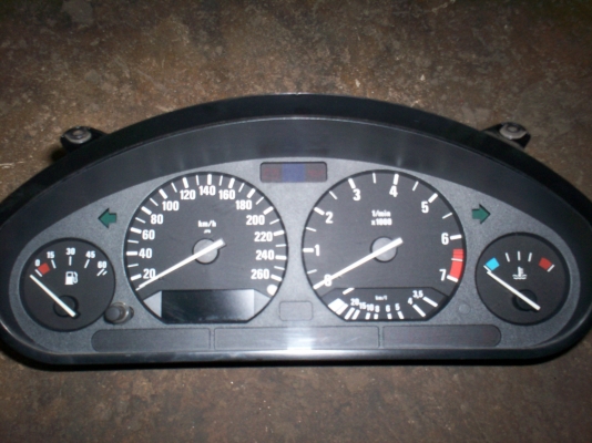 ขายหน้าปัท จอไมล์BMW 325I,320I E36 เครื่อง6สูบ 1000บาท TEL0890671028