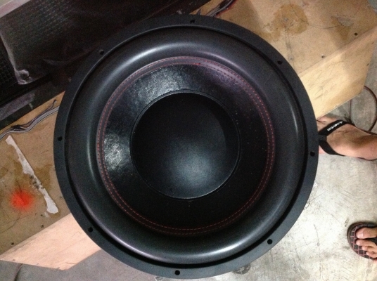 ขายซับโม15นิ้ว+คลาสดี