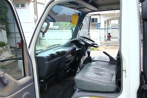 ขายรถบรรทุก 6 ล้อ lsuzu nkr 130 ปี 49 ราคาถูกๆๆ เดิมๆๆ