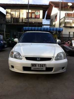 ขายCivic ตาโต สีขาว ออโต้ ติดแก๊ส 150000 rpf1/15