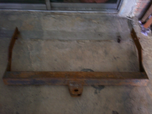 กันชนท้ายรถกระบะ สำหรับใส่ ตัวลากของ-เรือ-เจ็ตสกี 500บาท ใส่โตต้าไทเกอร์มา