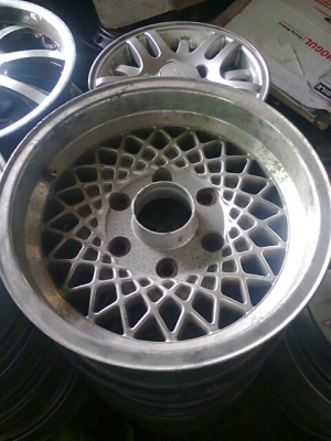 ขายล้อรังผิ้งขอบ15 6รูชุดละ4500
