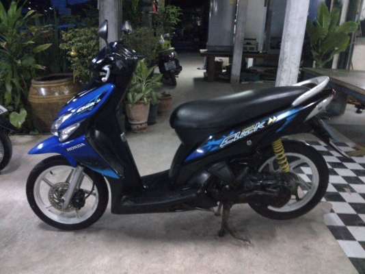 ขาย!ฮอนด้าคลิ๊ก ล้อแม็ก ปี50 รถเครื่องเดิมแน่นๆ  พร้อมใช้ ทะเบียน+เอกสารโอน ภาษีไม่หมด