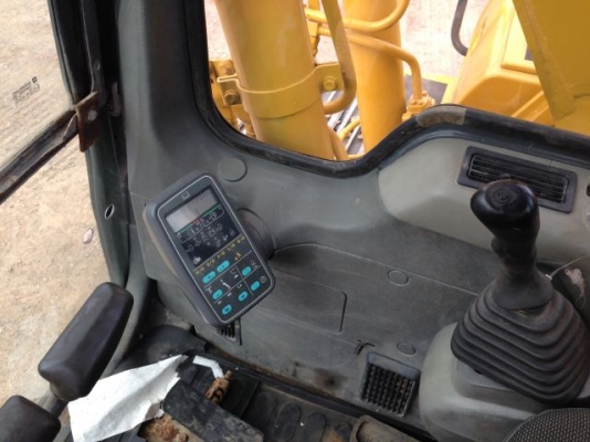 ขายรถแบคโฮ KOMATSU PC130-6 มี VDOครับ ระบบไฟฟ้าเต็ม รถนอกนำเข้าสภาพสวย สนใจติดต่อ 081-2990958 ขายรถแบคโฮ KOMATSU PC130-6 มี VDOครับ ระบบไฟฟ้าเต็ม รถนอกนำเข้าสภาพสวย สนใจติดต่อ 081-2990958