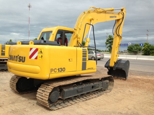ขายรถแบคโฮ KOMATSU PC130-6 มี VDOครับ ระบบไฟฟ้าเต็ม รถนอกนำเข้าสภาพสวย สนใจติดต่อ 081-2990958 ขายรถแบคโฮ KOMATSU PC130-6 มี VDOครับ ระบบไฟฟ้าเต็ม รถนอกนำเข้าสภาพสวย สนใจติดต่อ 081-2990958
