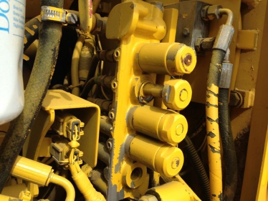 ขายรถแบคโฮ KOMATSU PC130-6 มี VDOครับ ระบบไฟฟ้าเต็ม รถนอกนำเข้าสภาพสวย สนใจติดต่อ 081-2990958 ขายรถแบคโฮ KOMATSU PC130-6 มี VDOครับ ระบบไฟฟ้าเต็ม รถนอกนำเข้าสภาพสวย สนใจติดต่อ 081-2990958