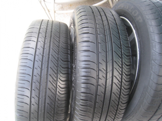 ขายล้อแม็ก Honda city 15"x6" et 53 4รู100 +ยางปี10  ล้อทำสีมาใหม่ครับ (081-3747940)