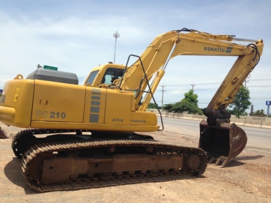รถแบคโฮ KOMATSU PC210LC-6K รถแบคโฮ KOMATSU PC210LC-6K