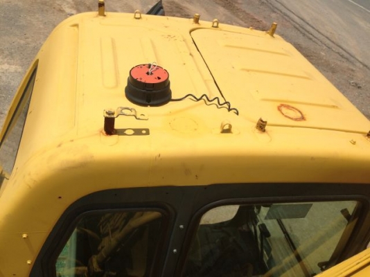 รถแบคโฮ KOMATSU PC210LC-6K รถแบคโฮ KOMATSU PC210LC-6K