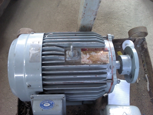 มอเตอร์MISUBISHI 5 HP 3 เฟส 380 V. สภาพดีไม่มีรอยการแกะซ่อมมาก่อน