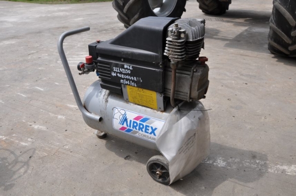 ขาย ปั๊มลม AIRREX รุ่น MK 140 สภาพสวยเดิมจากญี่ปุ่น ไม่เคยใช้งานในไทย ราคา 3,500 บาทเท่านั้น!!