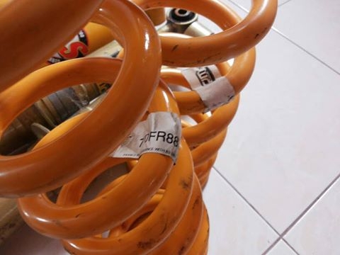 ขายชุดยกวีโก้ 2 นิ้ว พร้อมกันชนหน้าหลังของเปี๊ยกระยอง ลดราคา แยกชุด ด่วน!!! ขายชุดยกวีโก้ 2 นิ้ว พร้อมกันชนหน้าหลังของเปี๊ยกระยอง ลดราคา แยกชุด ด่วน!!!