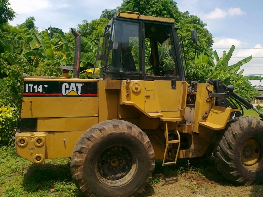 ขายรถตัก CAT-IT14F สภาพพร้อมใช้งาน สนใจติดต่อ 081-9485494