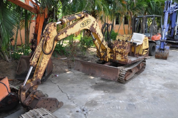 ขาย แบคโฮ YANMAR รุ่น YTB800 นำเข้าจากญี่ปุ่นไม่เคยใช้งานในไทย ราคา 85,000 บาทเท่านั้น!!