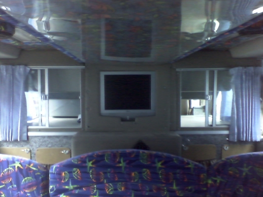 ด่วนๆๆครับขายรถบัส8ล้อสเกนเีนียเสาคู่ลดราคาเหลือ2100000สนใจจริงทดลองขับออกถนนได้เลยครับ