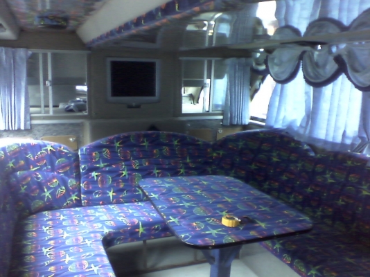 ด่วนๆๆครับขายรถบัส8ล้อสเกนเีนียเสาคู่ลดราคาเหลือ2100000สนใจจริงทดลองขับออกถนนได้เลยครับ